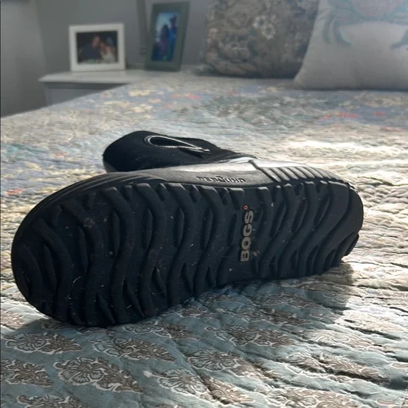 Black Winter Boots - Picture 10 of 12